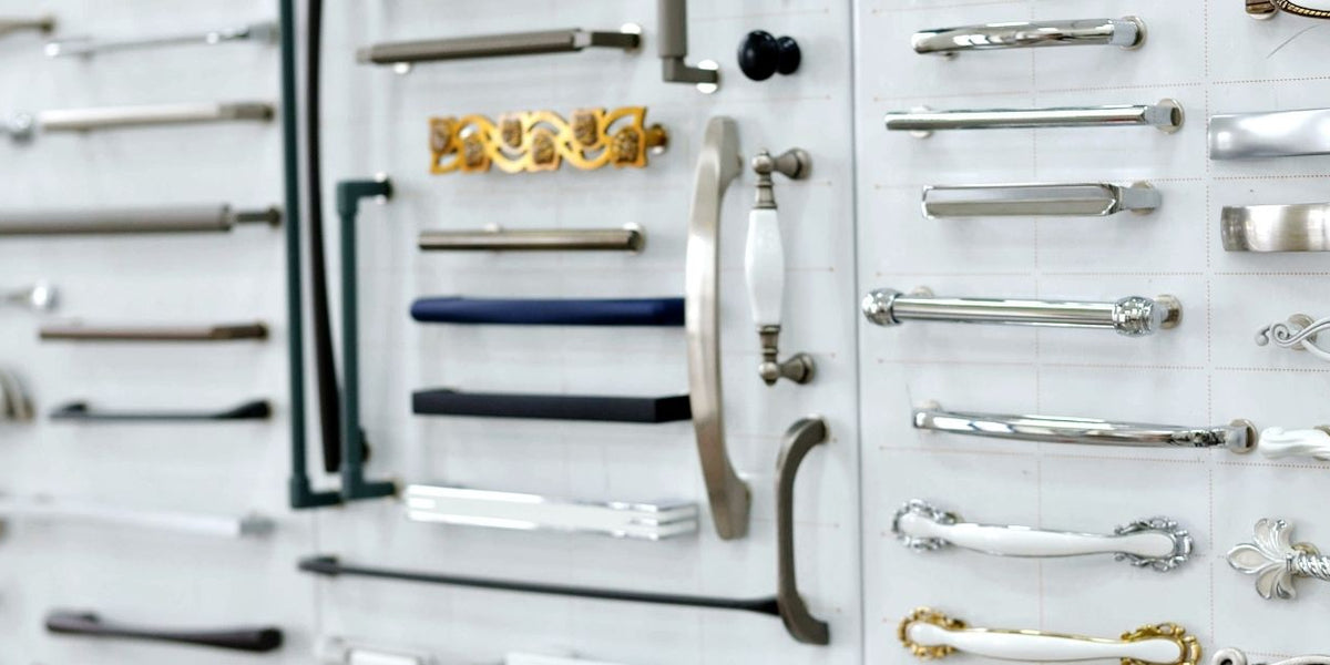 Tips for Selecting Cabinet Knobs and Pulls for Your Kitchen — Bear ...