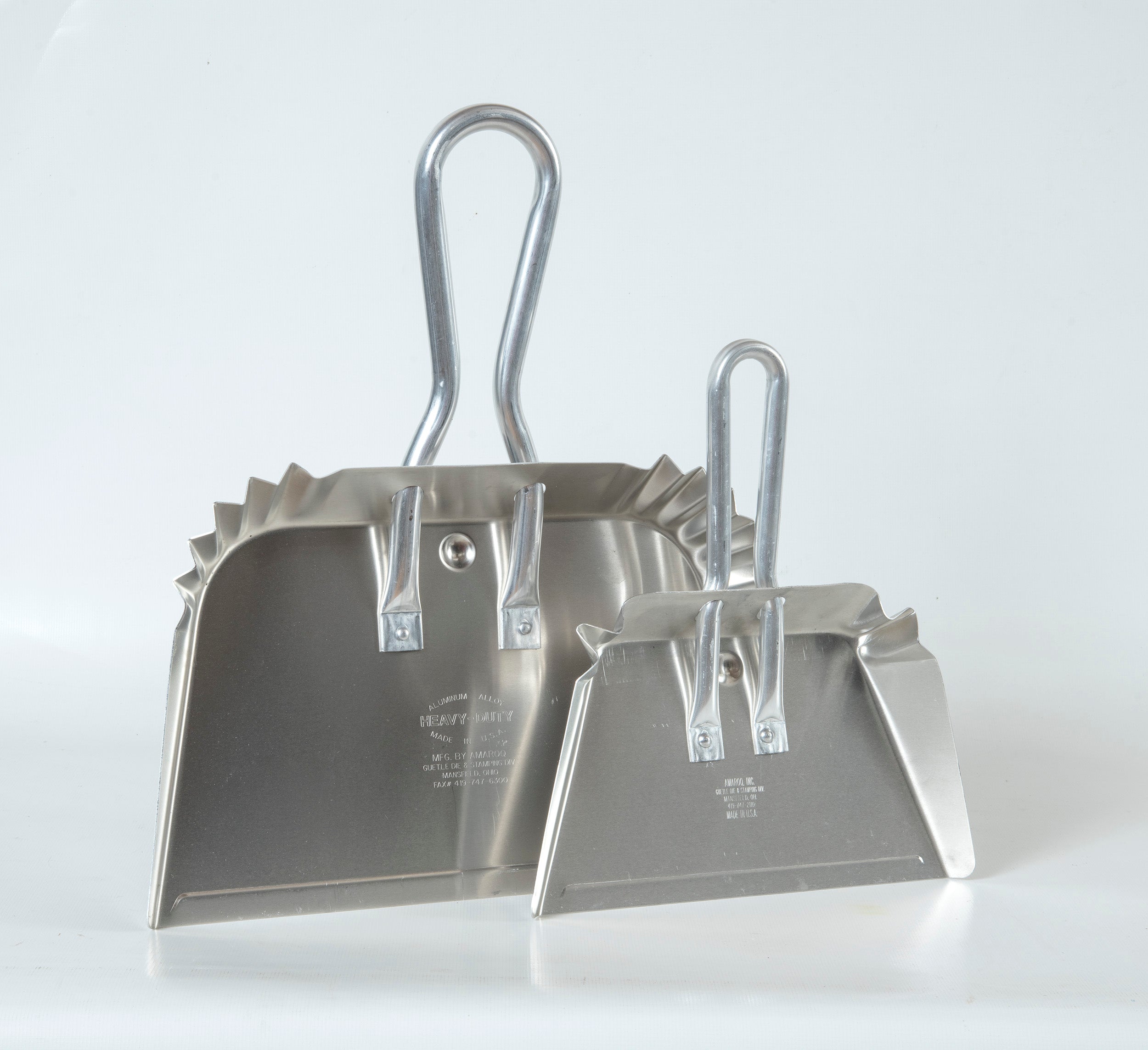 Bear Hollow Supply Dust Pan - Thumbnail 2