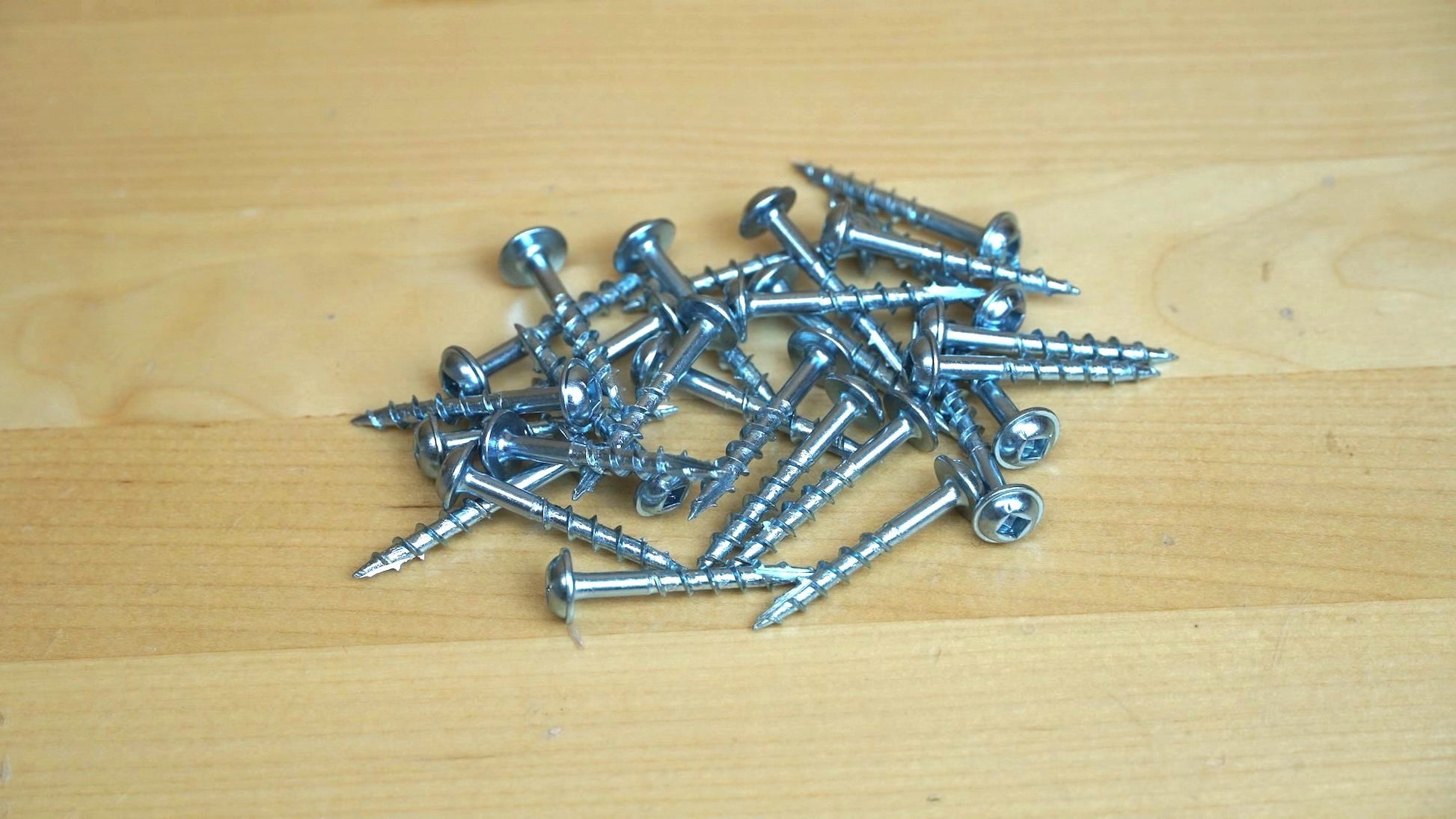 Massca Pocket-Hole Screw Kit 500 Units | Self Tapping Zinc Plated Screws Perfect for Interior Use and DIY Woodworking Projects and includes fine thread screws and coarse thread screws